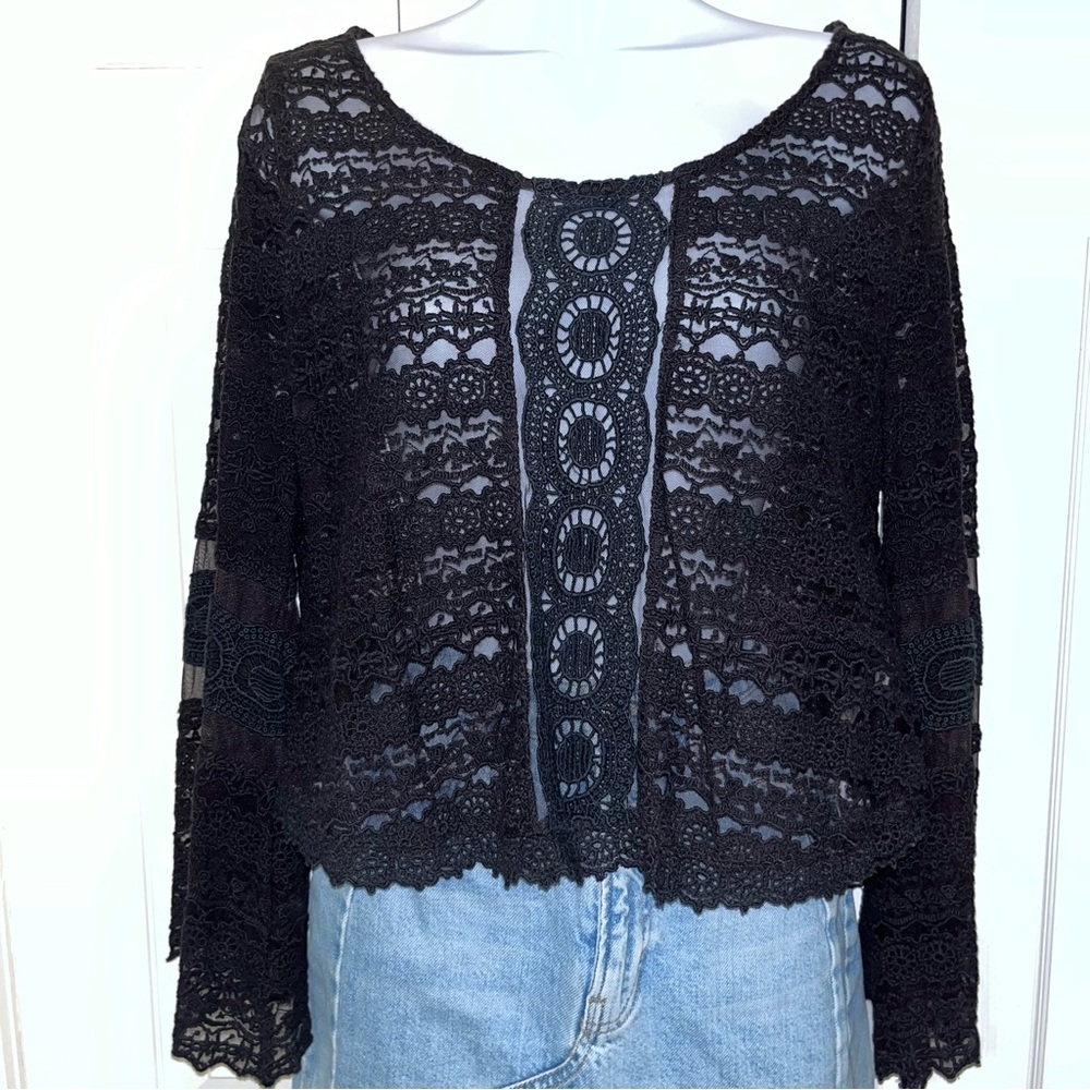 Amuse Society Long Bell Sleeve Black Sheer Lace Crop Top - Picture 2 of 9